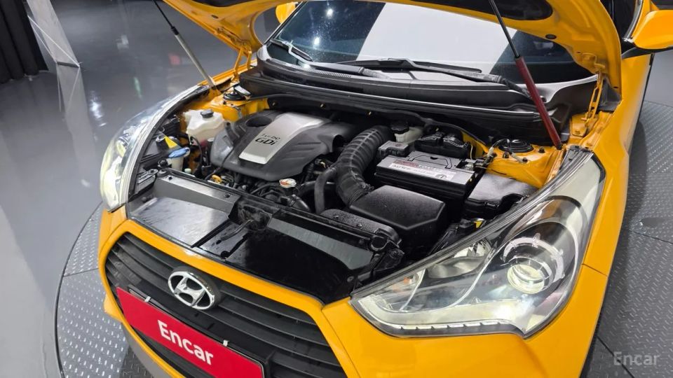 Hyundai Veloster