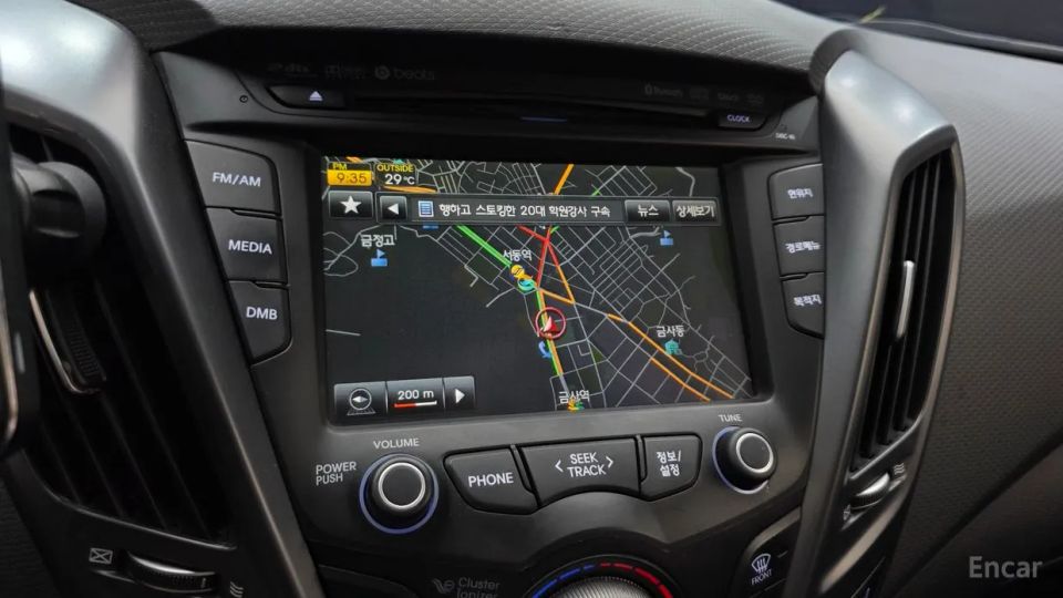 Hyundai Veloster