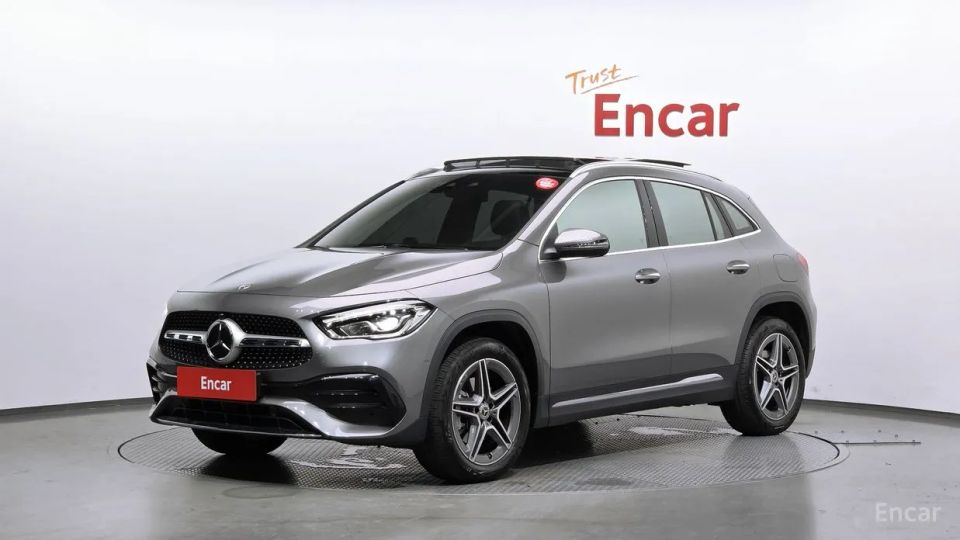 Mercedes-Benz GLA-Class
