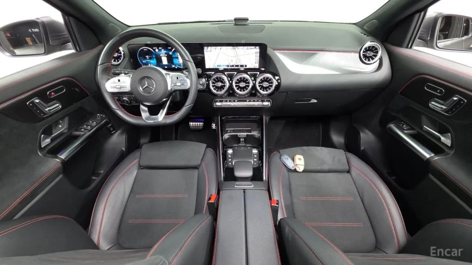 Mercedes-Benz GLA-Class