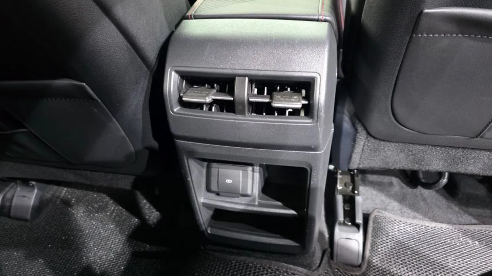KG_Mobility_Ssangyong Actyon