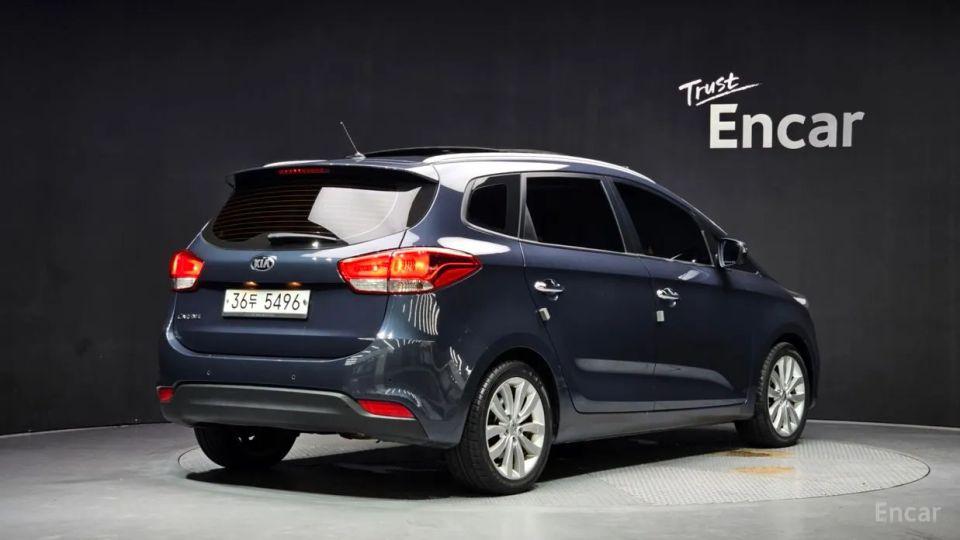 Kia Carens