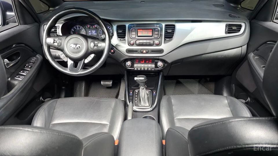 Kia Carens