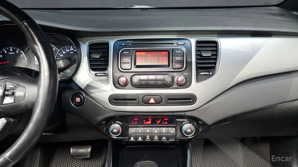 Kia Carens