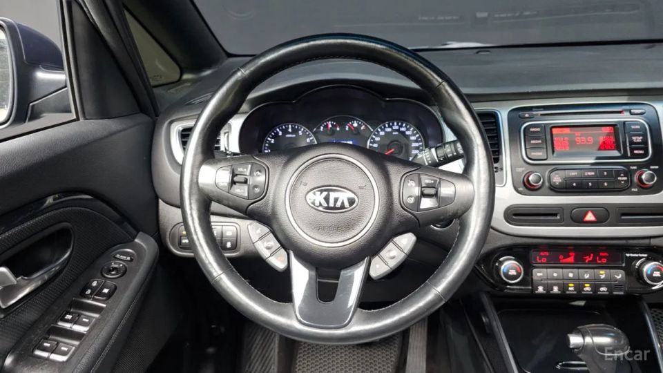 Kia Carens