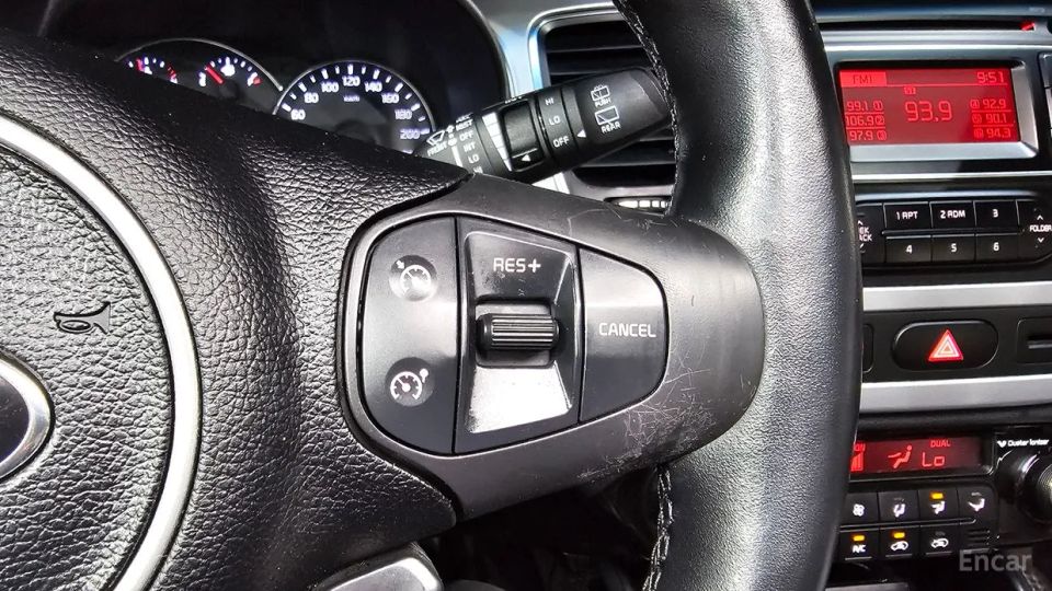 Kia Carens
