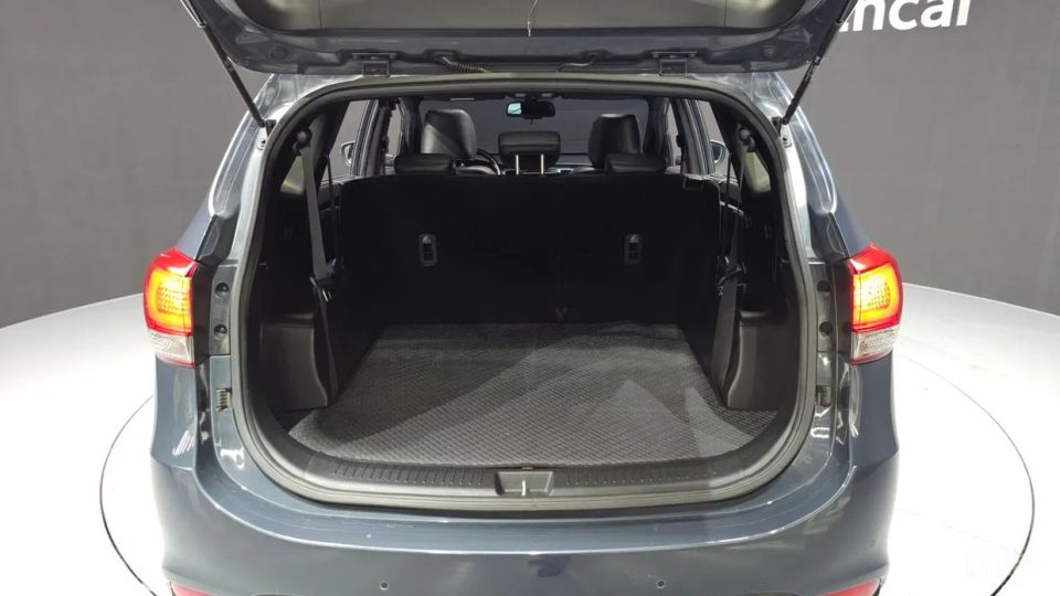Kia Carens