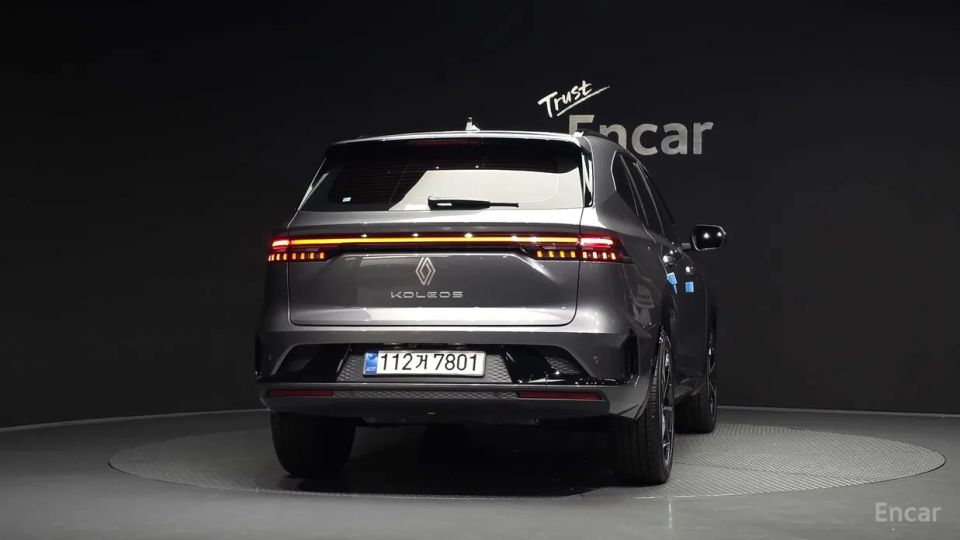 Renault-KoreaSamsung Grand Koleos