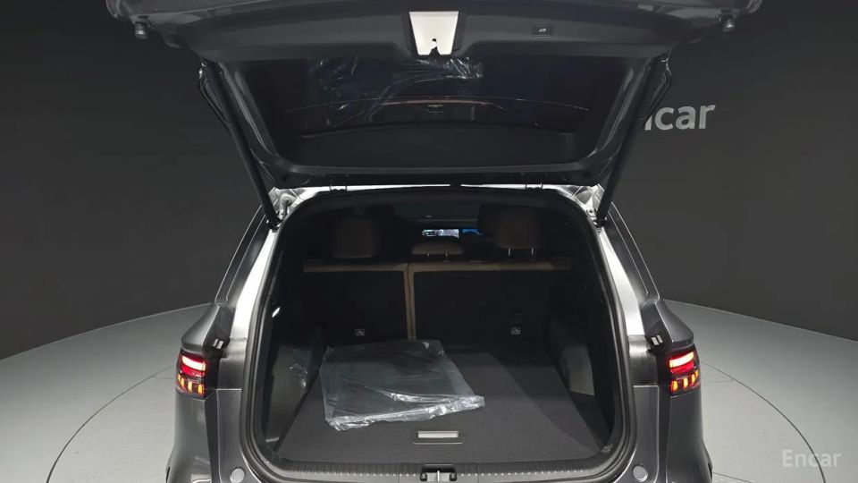Renault-KoreaSamsung Grand Koleos
