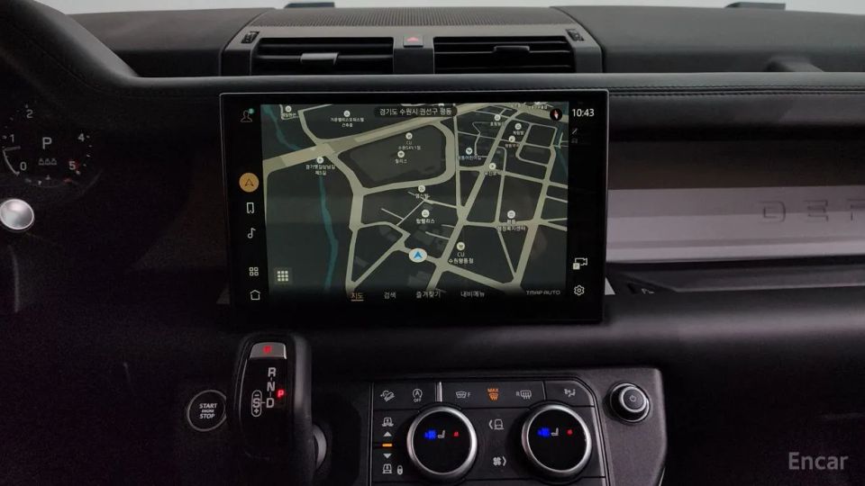 Land Rover Defender