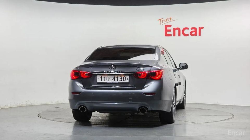 Infiniti Q50