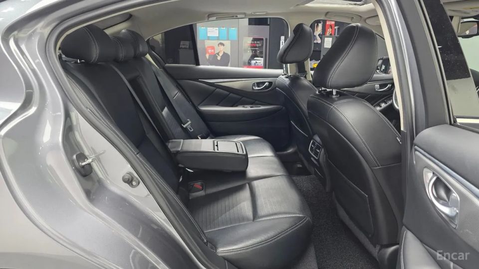 Infiniti Q50