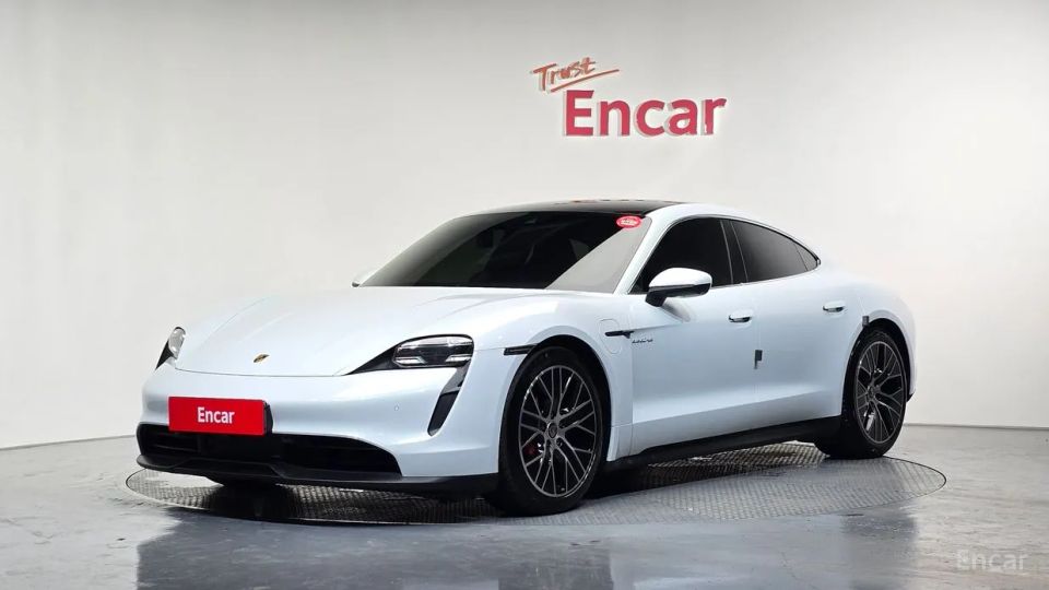Porsche Taycan
