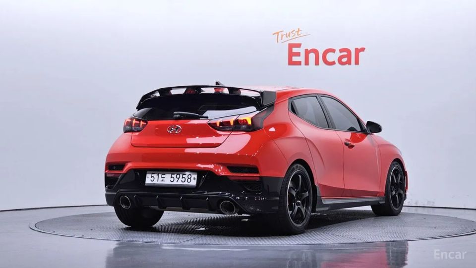 Hyundai Veloster