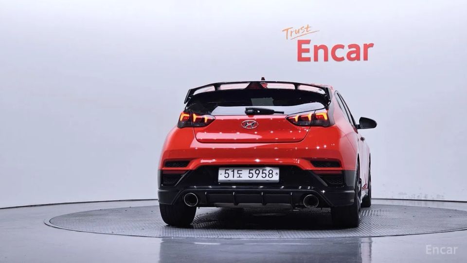 Hyundai Veloster