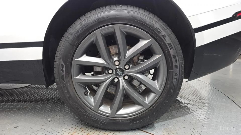 Land Rover Range Rover Velar