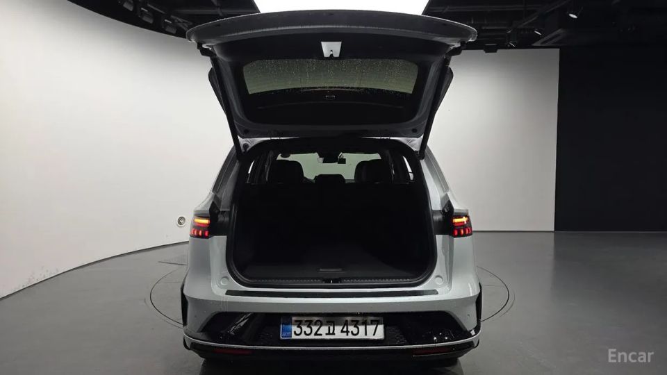 Renault-KoreaSamsung Grand Koleos