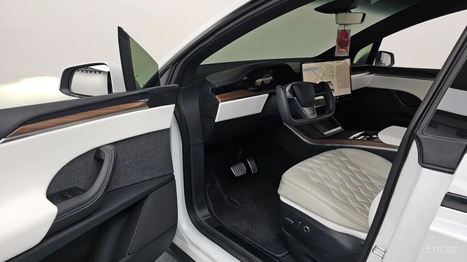 Tesla model-x