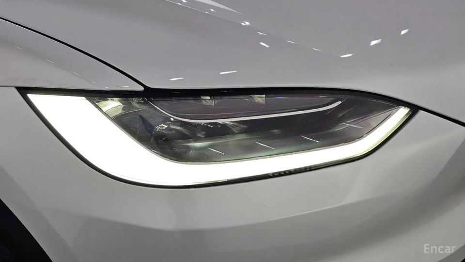 Tesla model-x