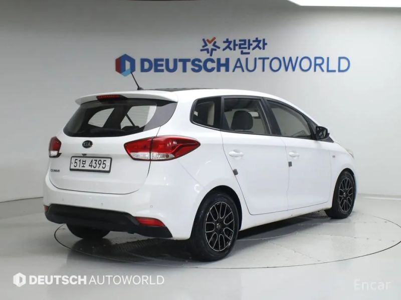 Kia Carens