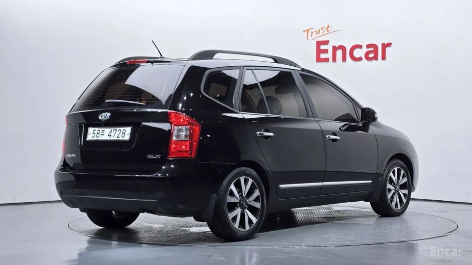 Kia Carens