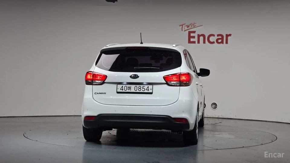 Kia Carens