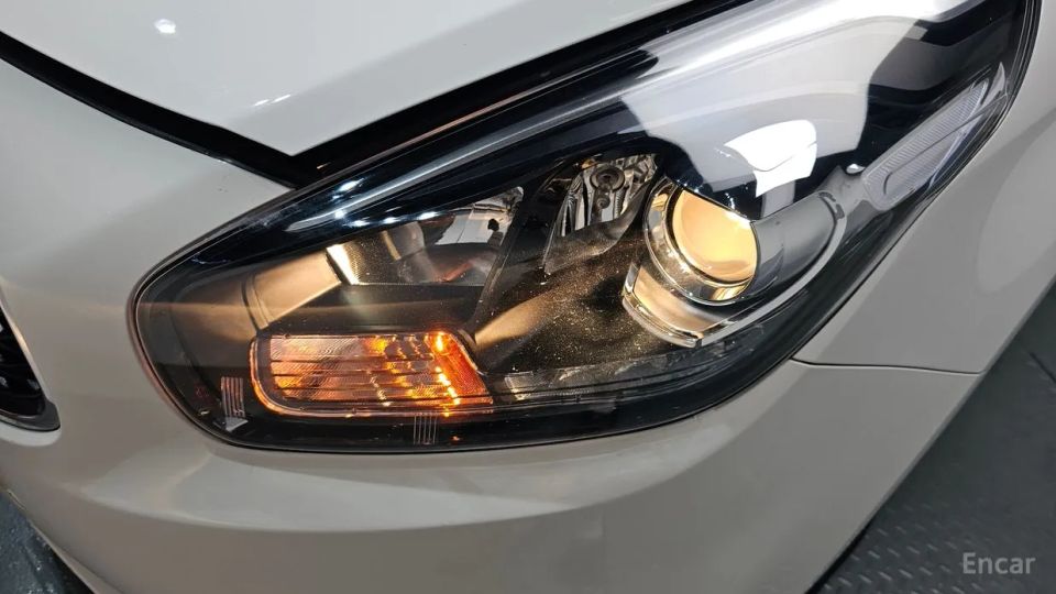 Kia Carens