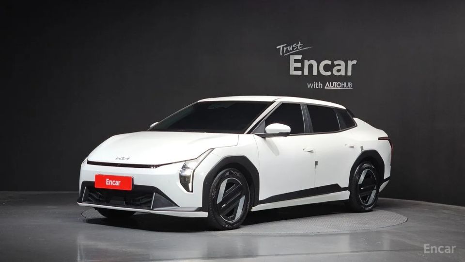 Kia EV4