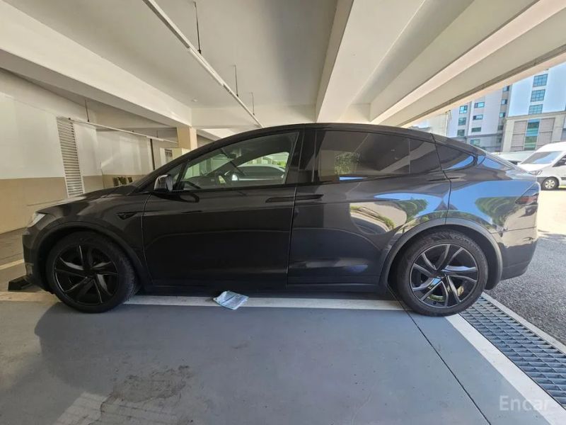 Tesla model-x