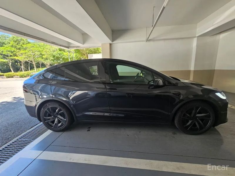 Tesla model-x