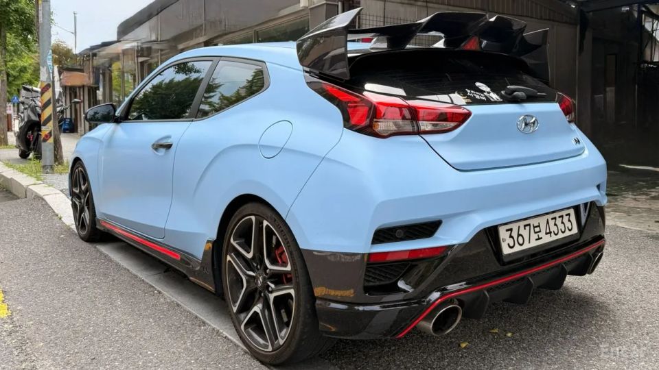 Hyundai Veloster