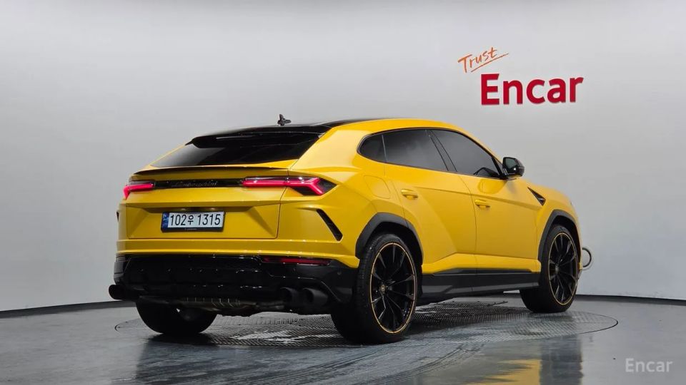 Lamborghini urus