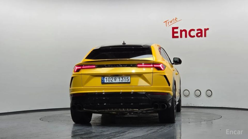 Lamborghini urus
