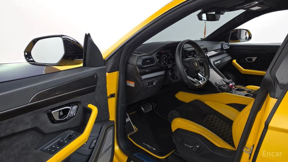 Lamborghini urus