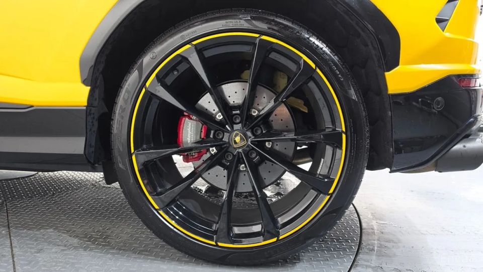 Lamborghini urus