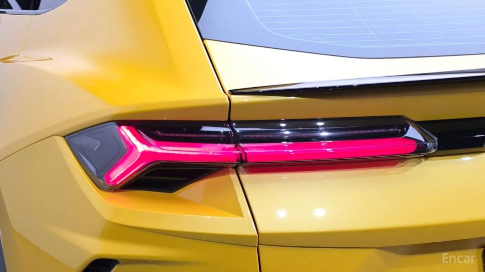 Lamborghini urus