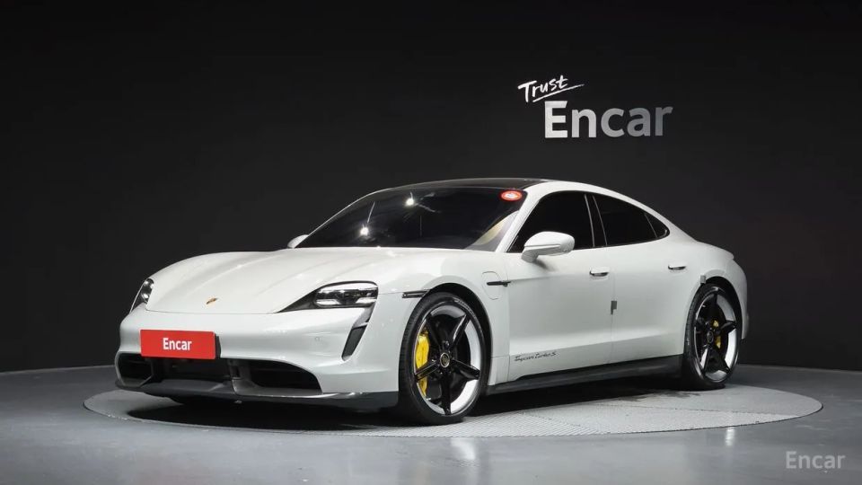 Porsche Taycan