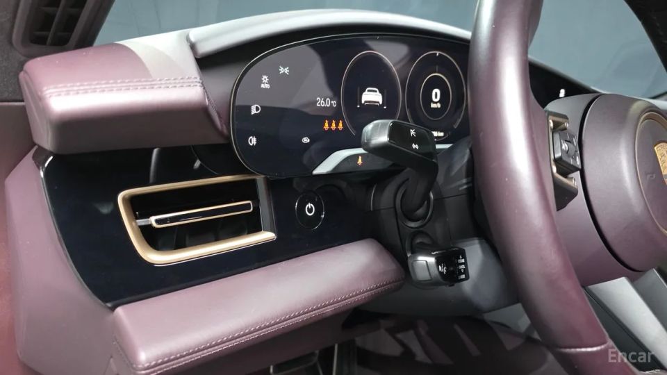 Porsche Taycan