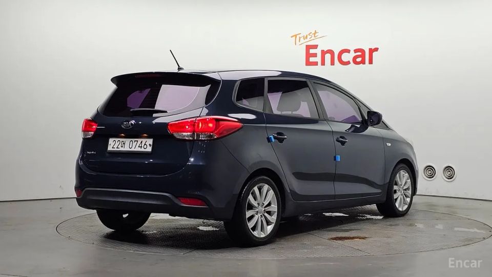 Kia Carens