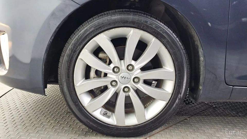 Kia Carens