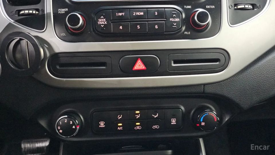 Kia Carens