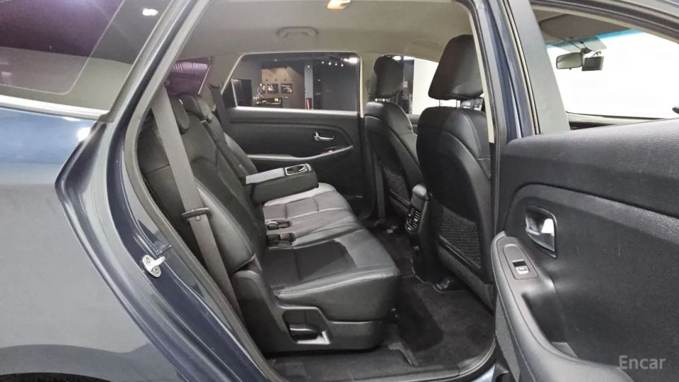 Kia Carens