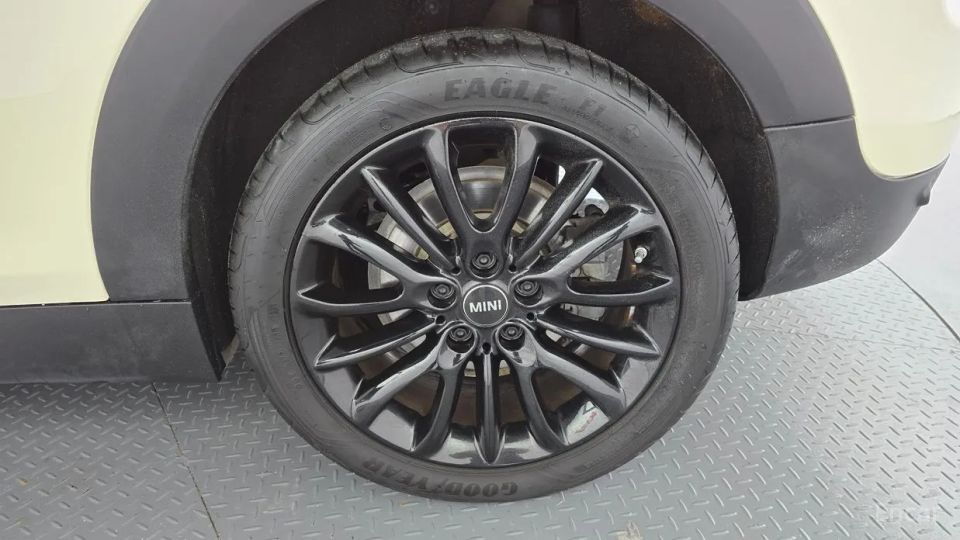 Mini clubman
