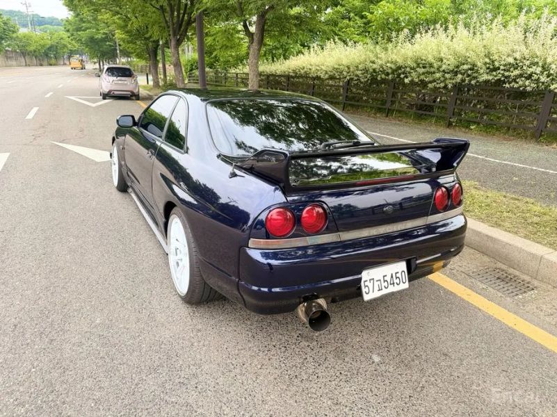 Nissan Skyline
