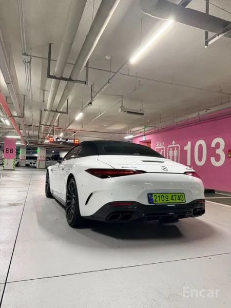 Mercedes-Benz SL-Class