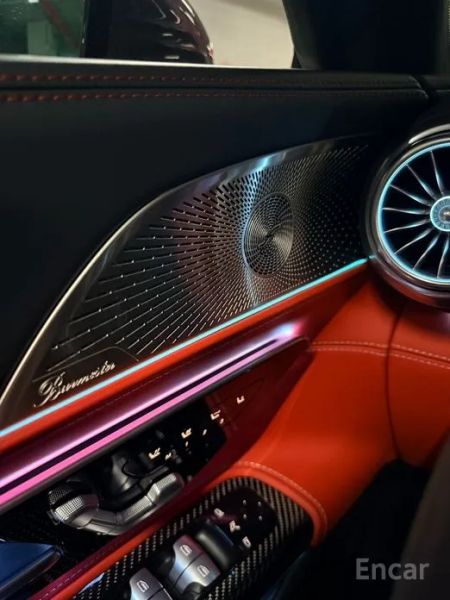 Mercedes-Benz SL-Class