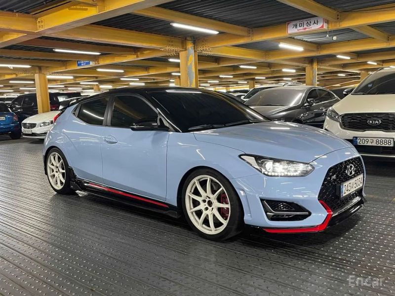 Hyundai Veloster