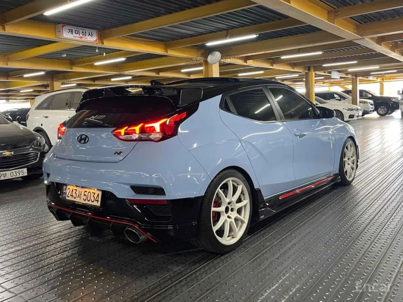 Hyundai Veloster