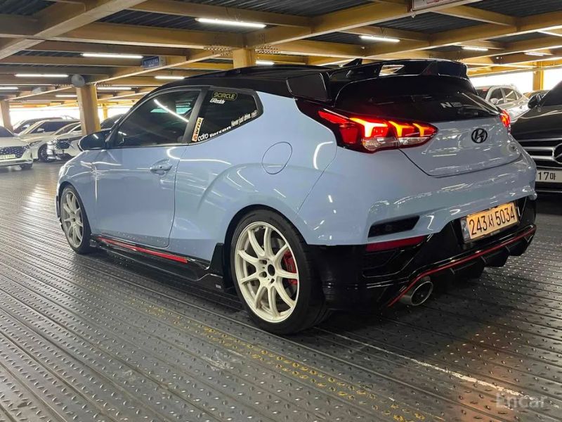 Hyundai Veloster