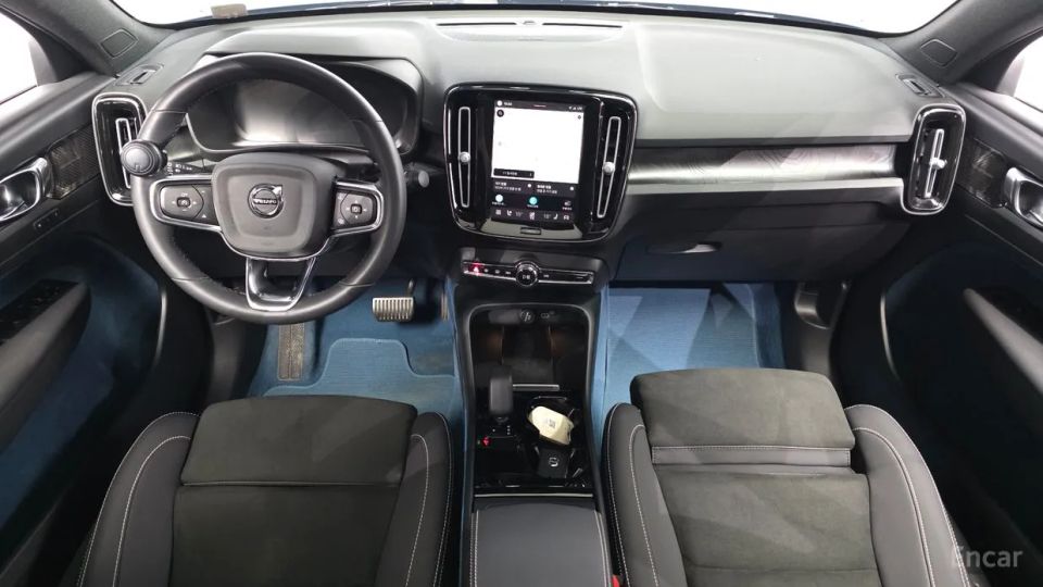 Volvo C40
